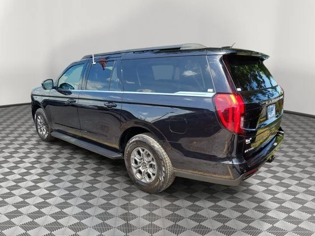 2025 Ford Expedition Max Active photo 4