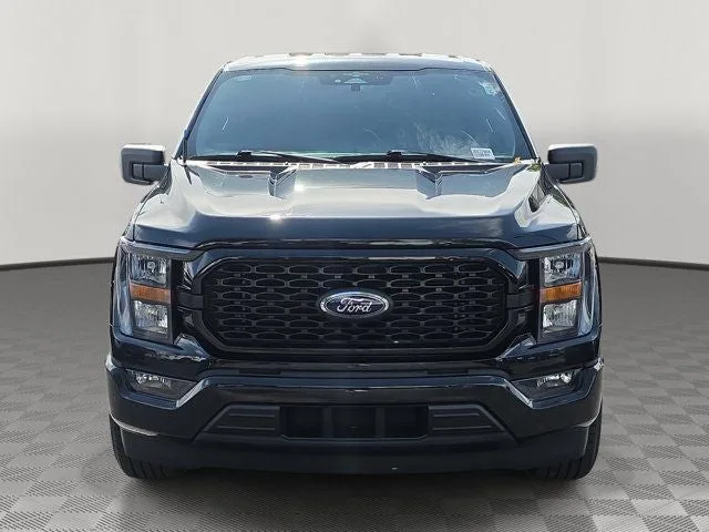 2023 Ford F-150 XL STX photo 2