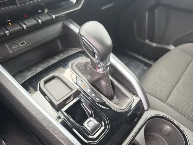 2023 Chevrolet Colorado LT photo 28