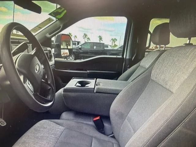 2025 Ford F-250SD XLT photo 6