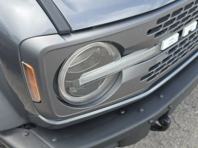 2022 Ford Bronco Badlands photo 9