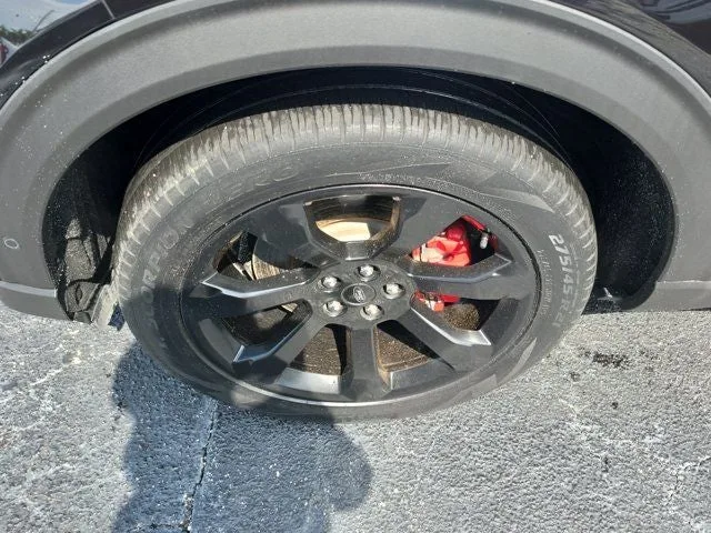 2023 Ford Explorer ST photo 9