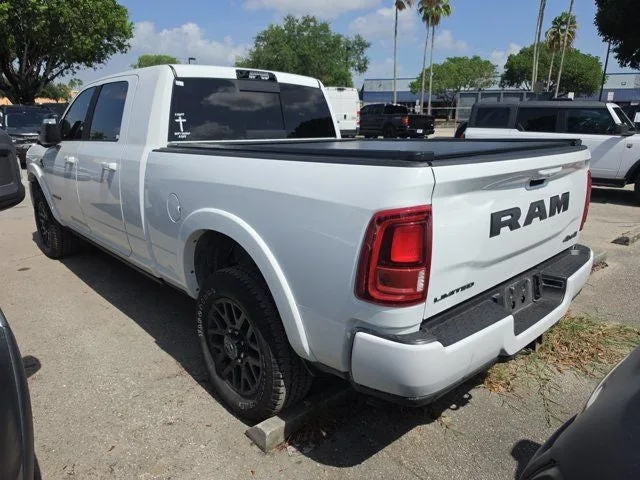2026 RAM 2500 Limited Night Edition photo 3