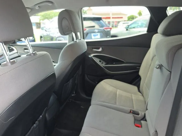 2018 Hyundai Santa Fe Sport 2.4 Base photo 16