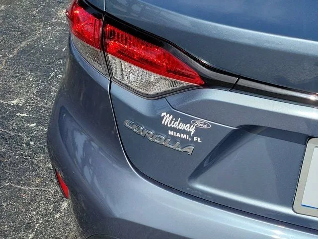 2021 Toyota Corolla LE photo 7