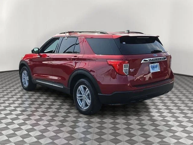 2024 Ford Explorer XLT photo 4
