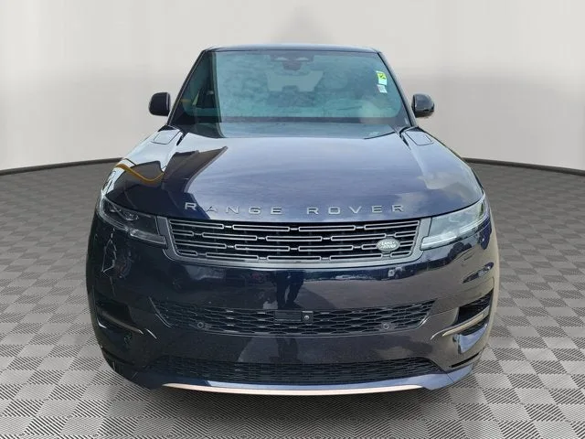 2026 Land Rover Range Rover Sport Dynamic SE photo 2