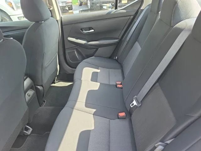 2023 Nissan Sentra SV photo 13