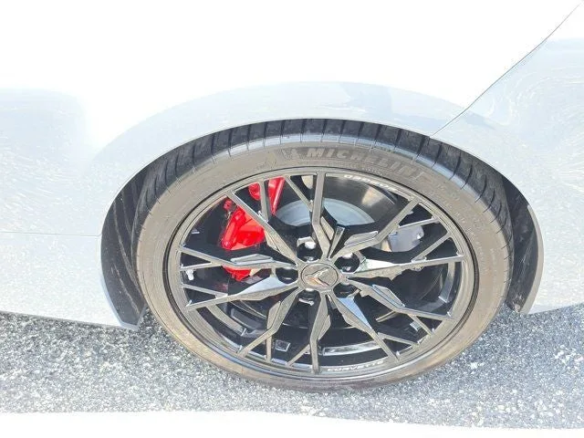 2025 Chevrolet Corvette Stingray 2LT photo 7
