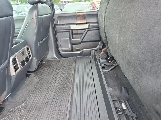 2022 Ford F-250SD Lariat FX4 photo 11