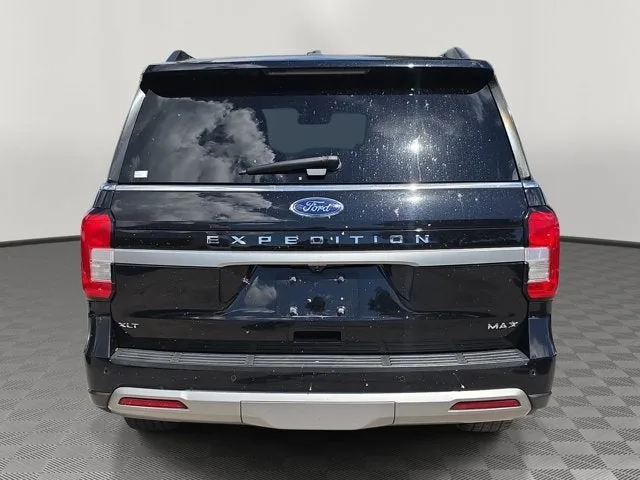 2023 Ford Expedition Max XLT photo 5