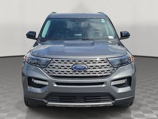 2023 Ford Explorer Limited photo 2