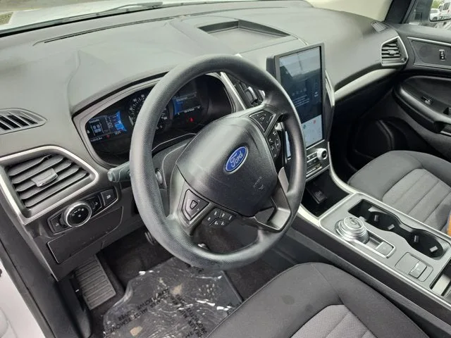 2024 Ford Edge SE photo 19