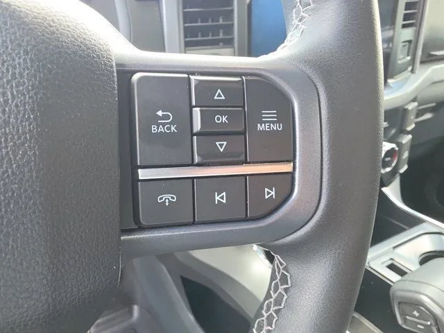 2025 Ford F-150 XLT photo 19