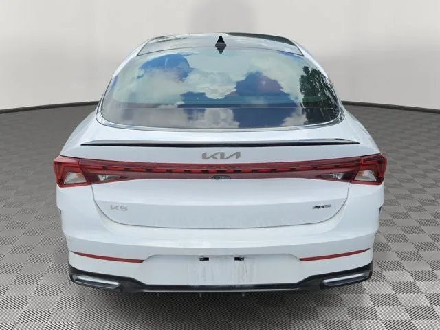 2024 Kia K5 GT-Line photo 5