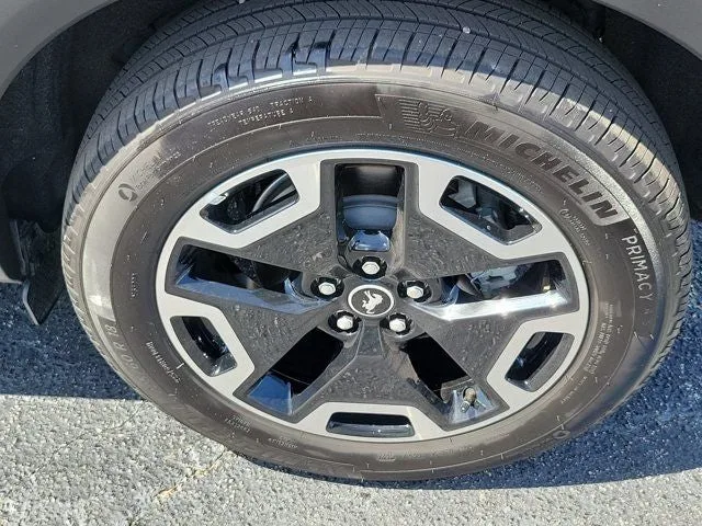 2024 Ford Bronco Sport Outer Banks photo 9