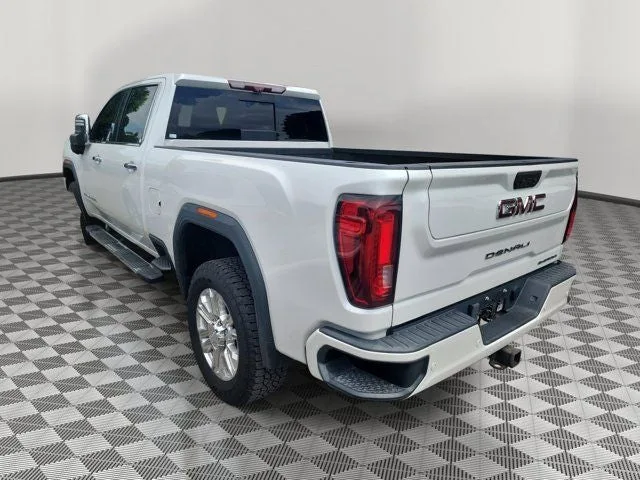 2021 GMC Sierra 2500HD Denali Ultimate Pkg photo 3