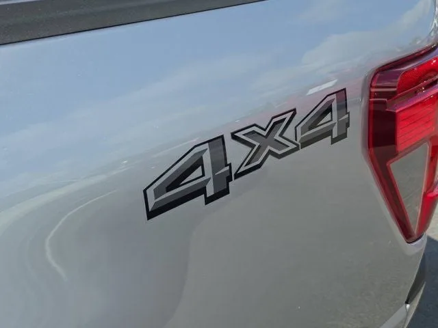 2024 Ford F-150 XLT photo 8