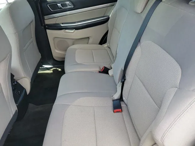 2018 Ford Explorer XLT photo 12