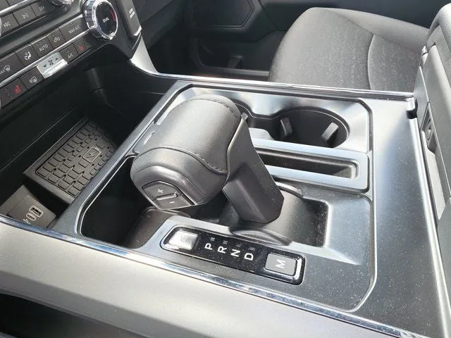 2025 Ford F-150 XLT photo 23