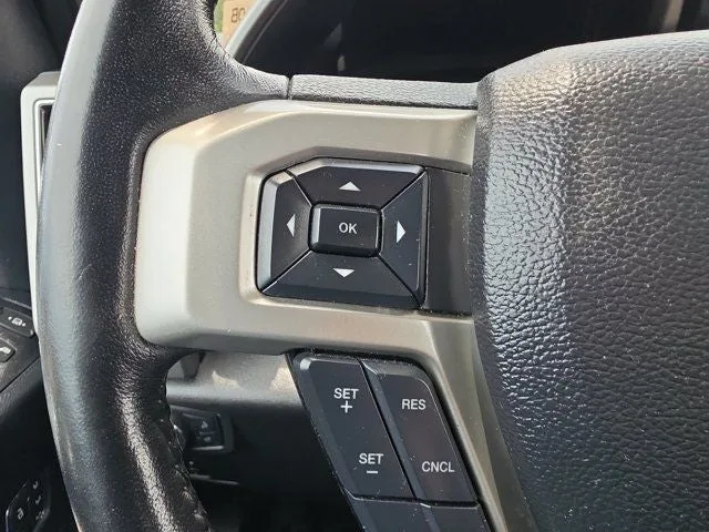 2021 Ford F-250SD Lariat photo 21