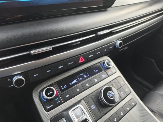 2024 Hyundai Palisade SEL photo 25
