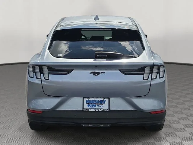 2022 Ford Mustang Mach-E Select photo 5