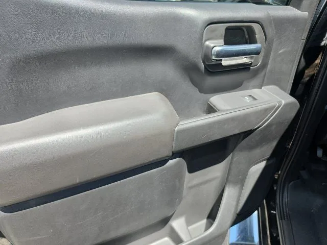 2024 Chevrolet Silverado 1500 Custom photo 10