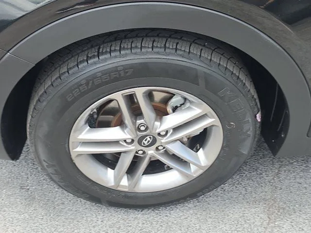 2018 Hyundai Santa Fe Sport 2.4 Base photo 11