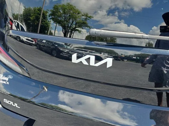 2024 Kia Soul LX photo 7