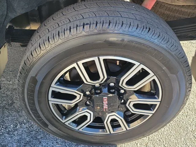2022 GMC Sierra 2500HD AT4 Premium Plus photo 9