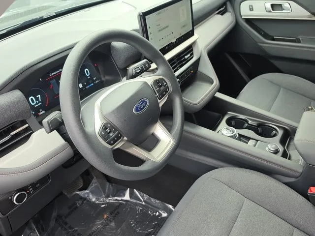2026 Ford Explorer Active photo 18