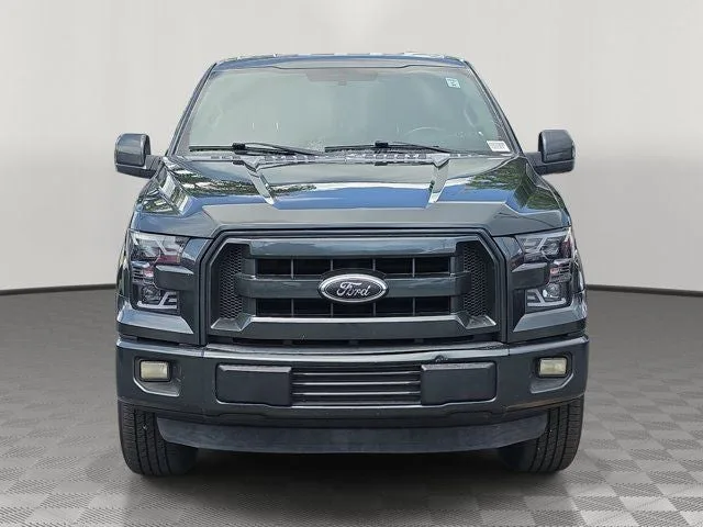 2015 Ford F-150 XLT photo 2