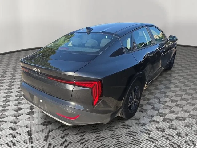 2026 Kia K4 LXS photo 4