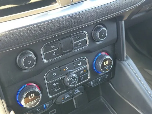 2023 Chevrolet Tahoe Premier photo 21
