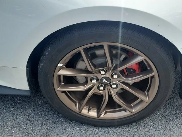 2024 Ford Mustang EcoBoost Premium photo 9