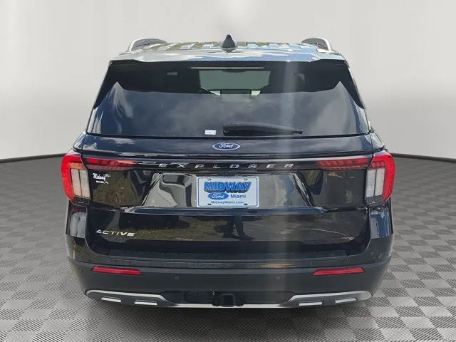 2025 Ford Explorer Active photo 5