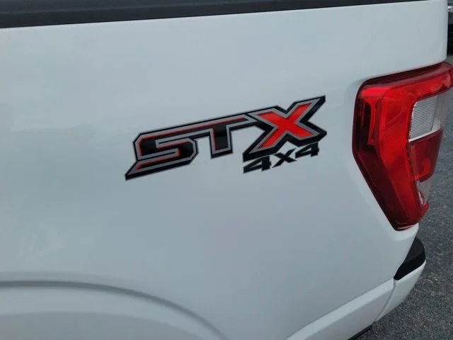 2023 Ford F-150 XL photo 10