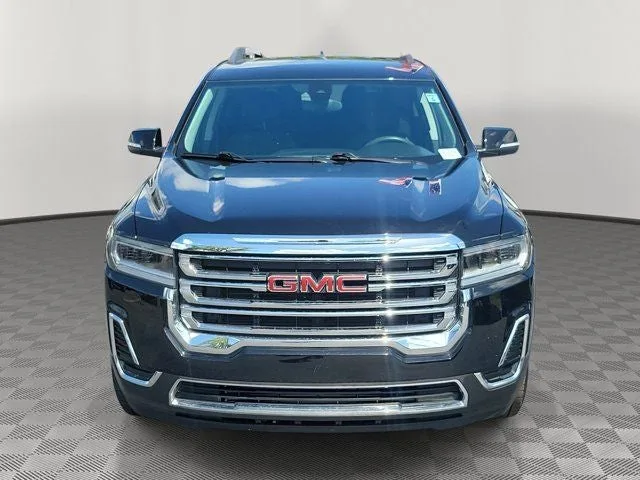 2023 GMC Acadia SLE photo 2