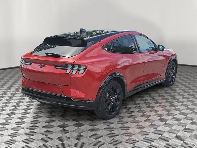 2023 Ford Mustang Mach-E Premium photo 6