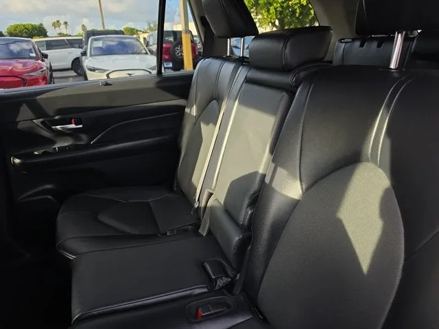 2024 Toyota Grand Highlander XLE photo 15