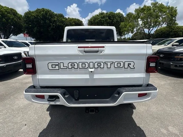 2022 Jeep Gladiator High Altitude photo 4