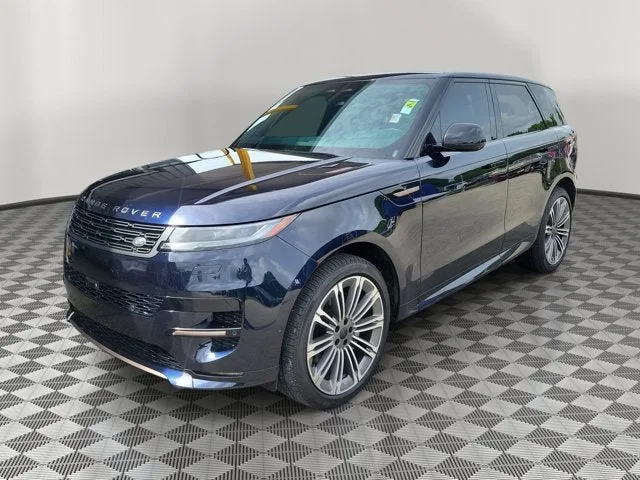 2026 Land Rover Range Rover Sport Dynamic SE photo 3