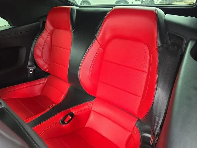 2019 Ford Mustang EcoBoost Premium photo 16