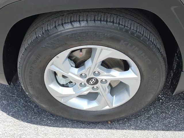 2023 Hyundai Tucson SE photo 11