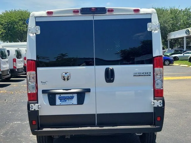 2025 RAM ProMaster 2500 Base LR photo 5