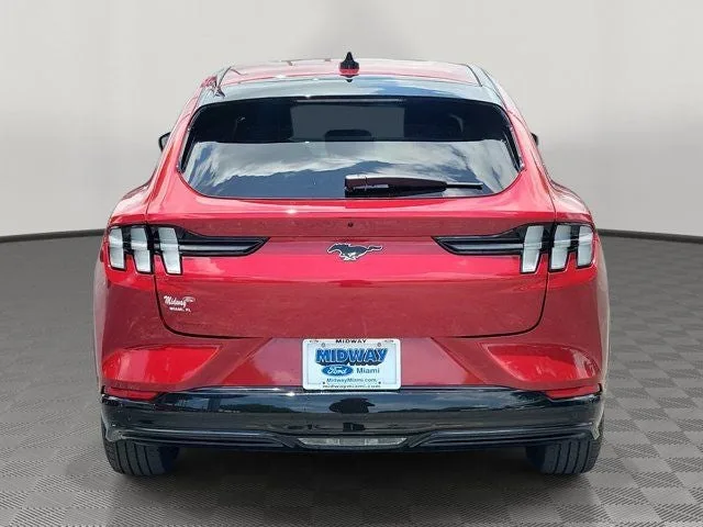 2024 Ford Mustang Mach-E Premium photo 5