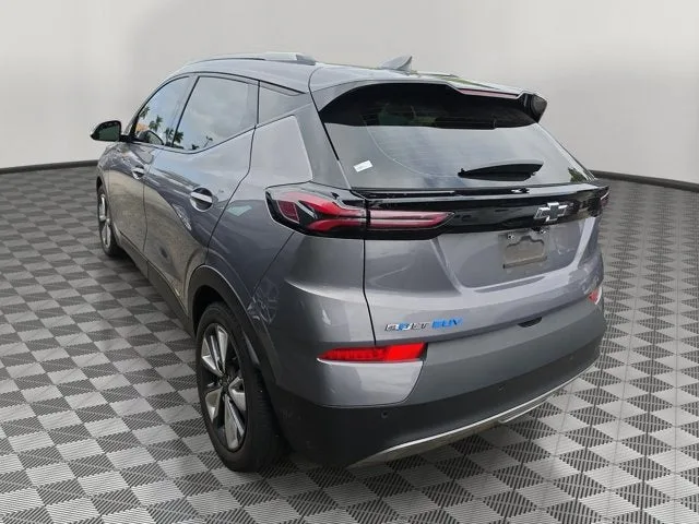 2023 Chevrolet Bolt EUV LT photo 4