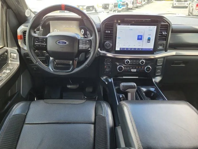 2023 Ford F-150 Raptor photo 13
