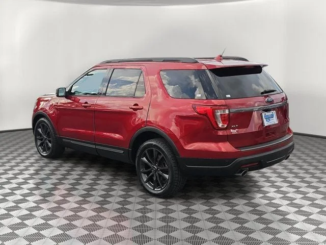 2019 Ford Explorer XLT Sport Appearance Pgk photo 4